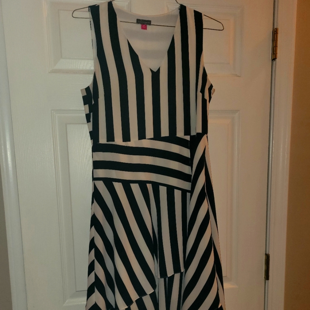 Vince Camuto Asymmetrical  Hem dress, Size 10, Good condition